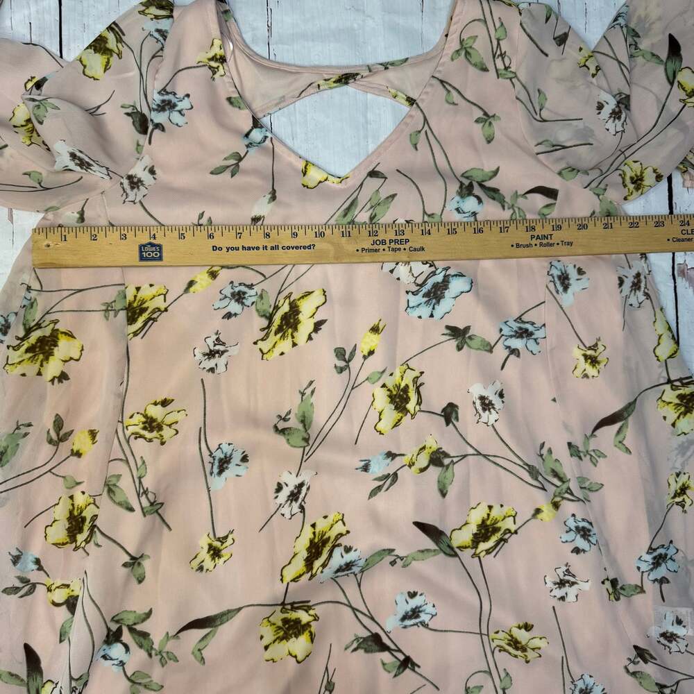 Entro Peach Pink Floral Long Sleeve V-Neck Keyhole Back Blouse - Picture 7 of 7